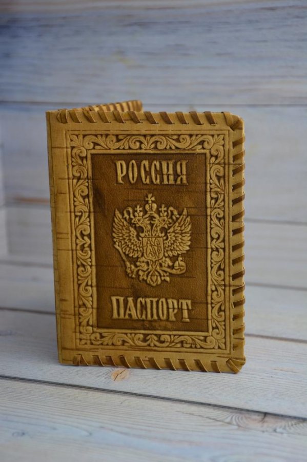 Обложка для паспорта из бересты